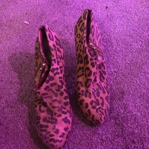 Size 11 Leopard print pony boots